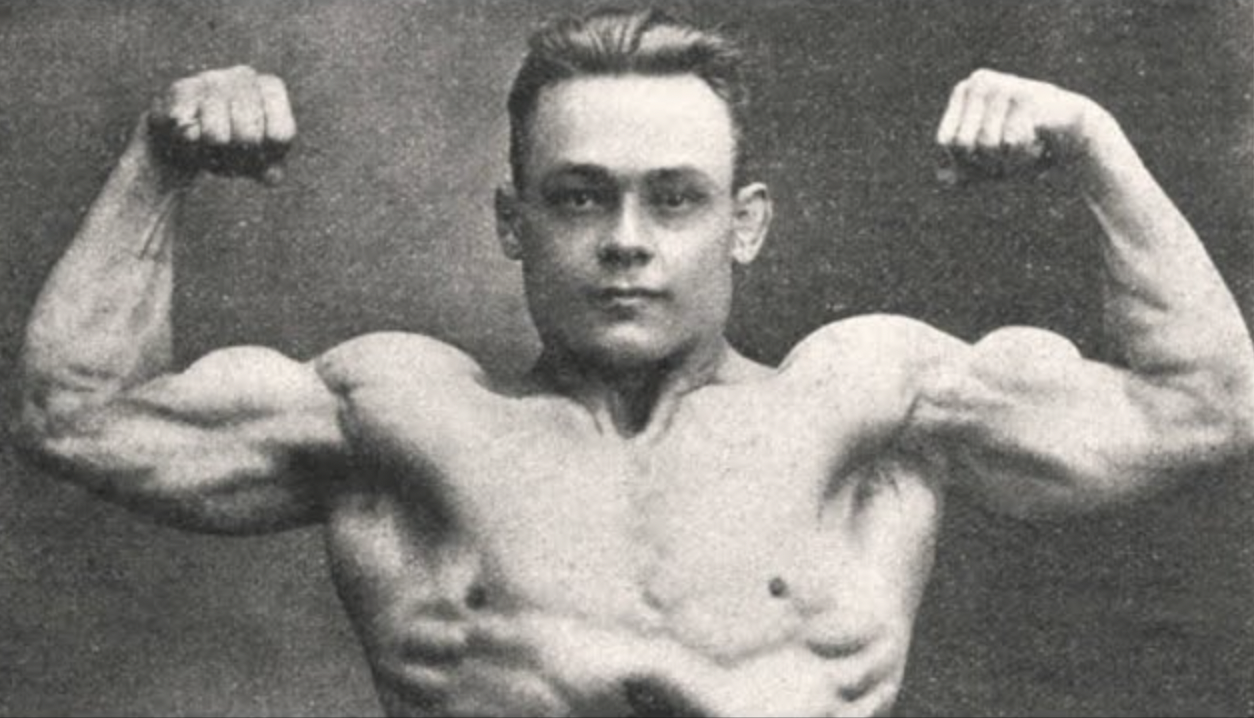 20 Vintage Pics of Body Builders From the Past